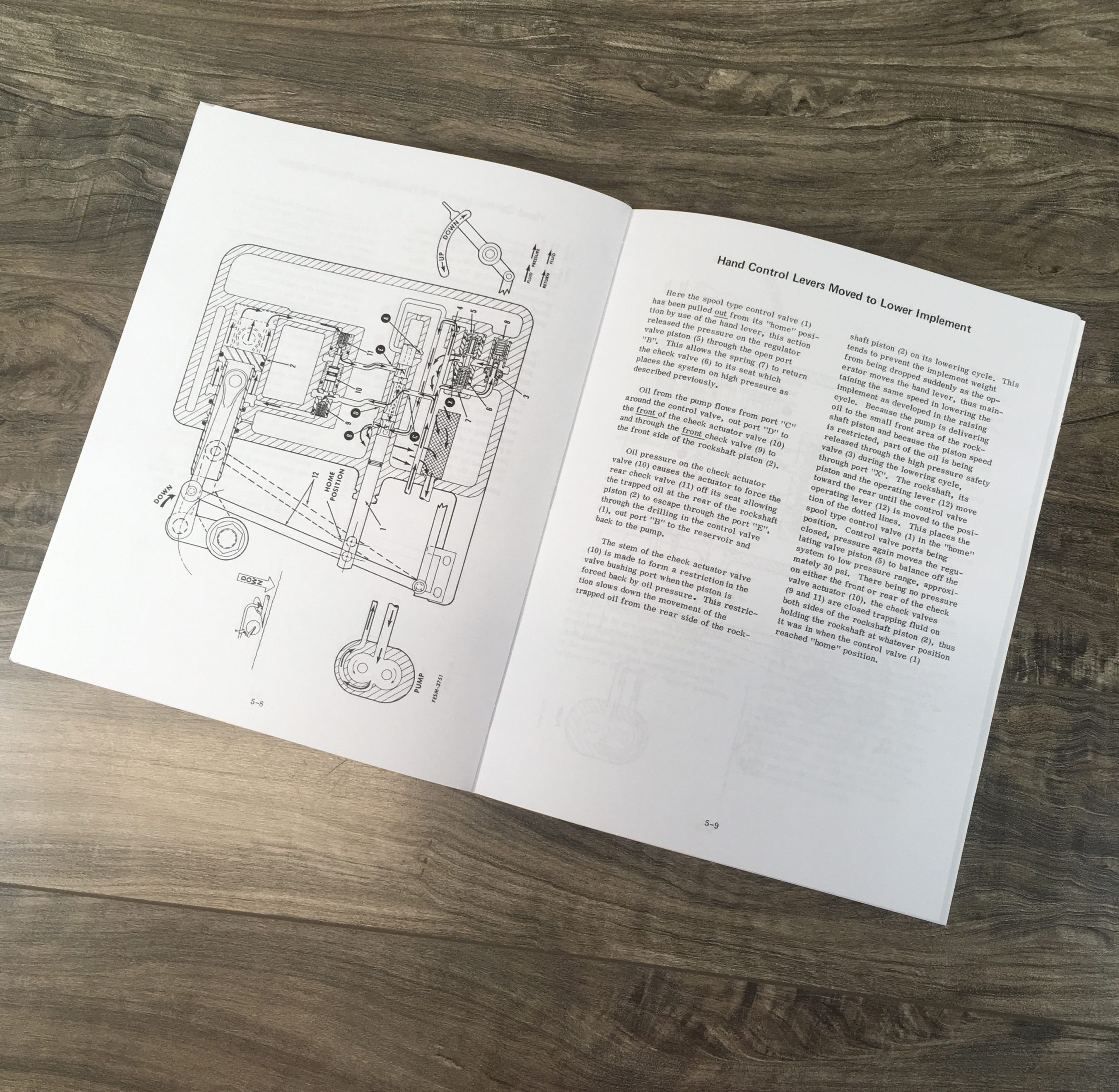 Farmall International 100 130 140 Tractor Service Manual Parts Catalog Shop Book - Image 25