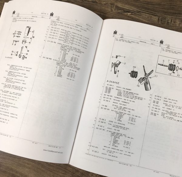 Farmall International 100 130 140 Tractor Service Manual Parts Catalog Shop Book - Image 9