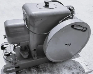 IHC 1/2 2-1/2 3 5 HP IH Model LB Stationary Engine International Owner's Manual