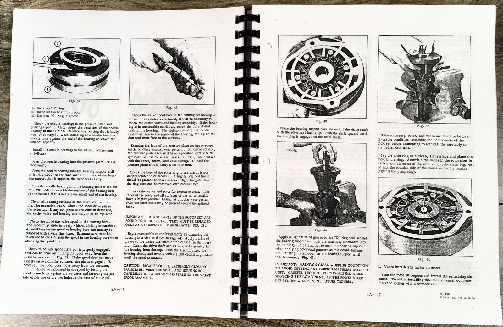 Minneapolis Moline M670 and Super M670 Tractor Service Manual Repair Catalog - Image 4