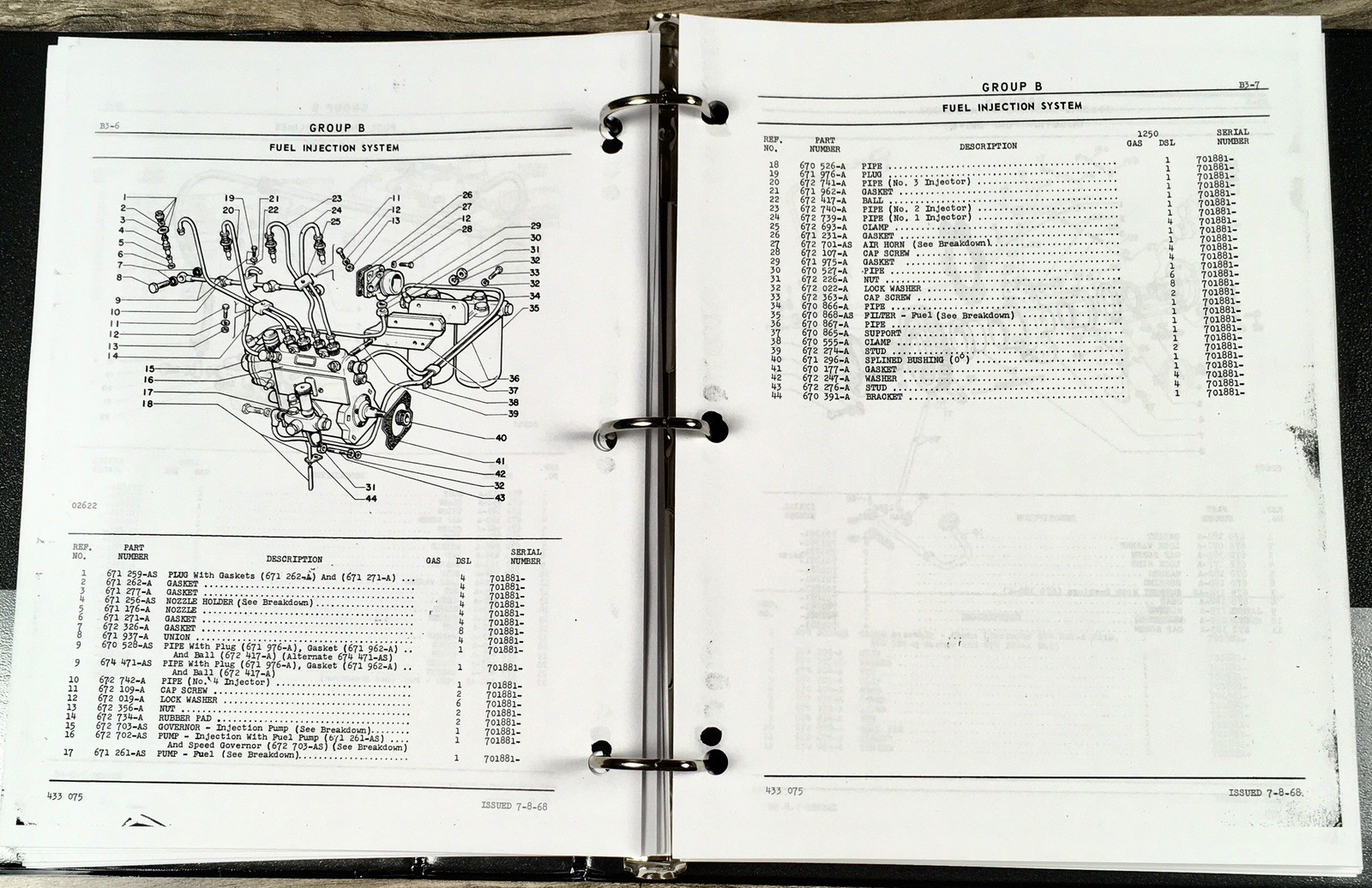 Oliver 1250 Tractor Service Parts Manual Set Repair Workshop Shop Catalog Book - Image 14