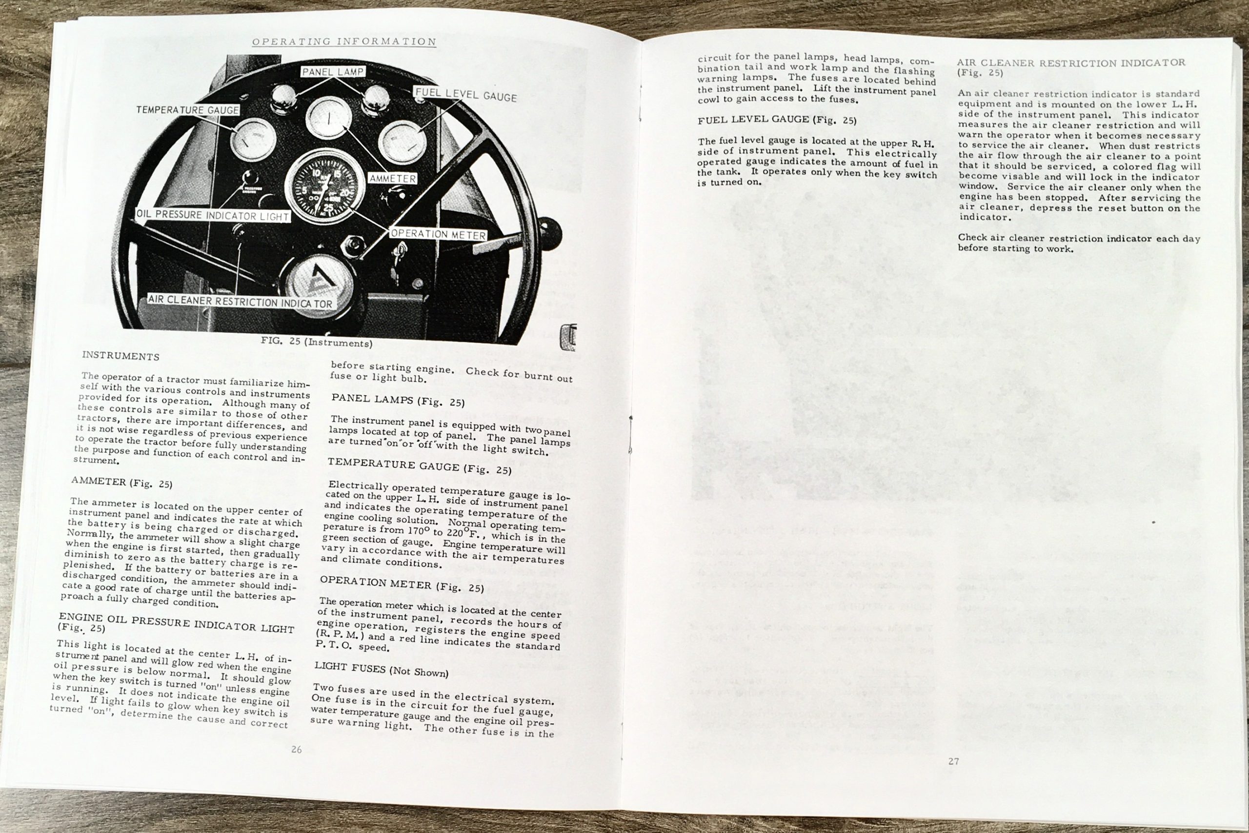 International 2412 Series B Pay Hoe Tractor Backhoe Operators Manual Owner 2412B - Image 8