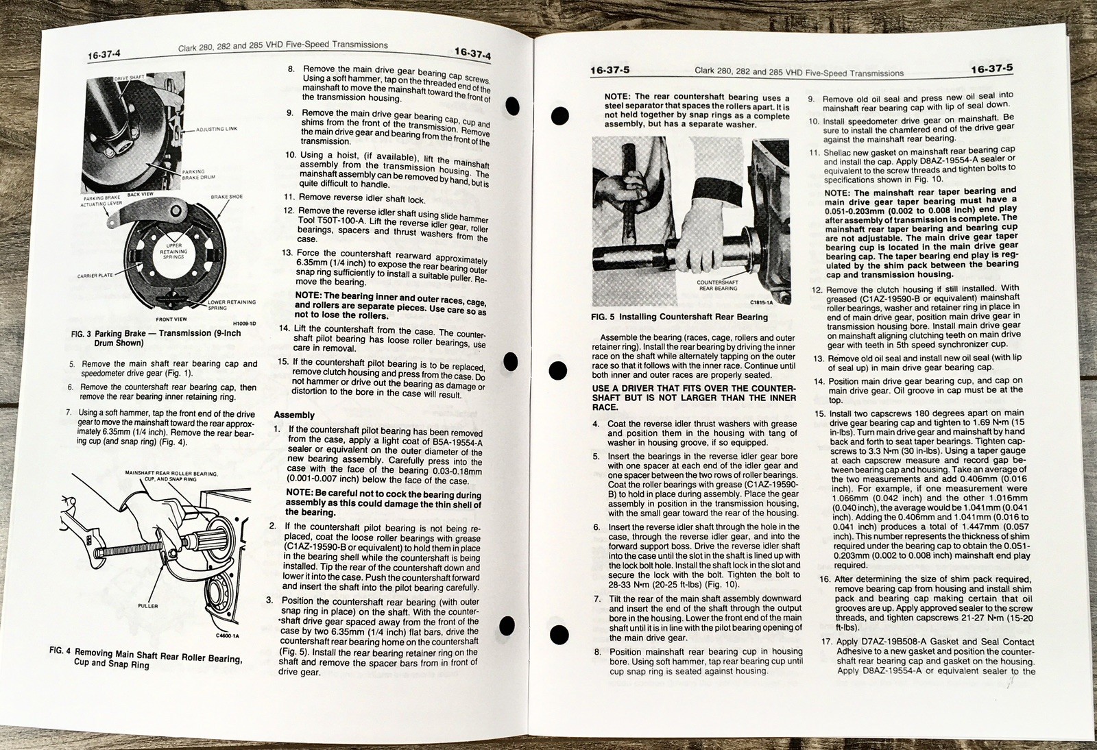 Clark 280 282 285 VHD Five Speed Transmission Maintenance & Service Manual - Image 2