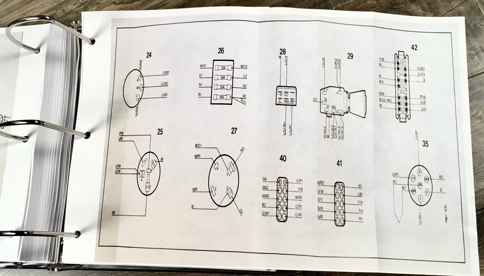 Case 1294 Tractor Service Manual Parts Catalog Repair Shop Set Workshop Book - Image 18